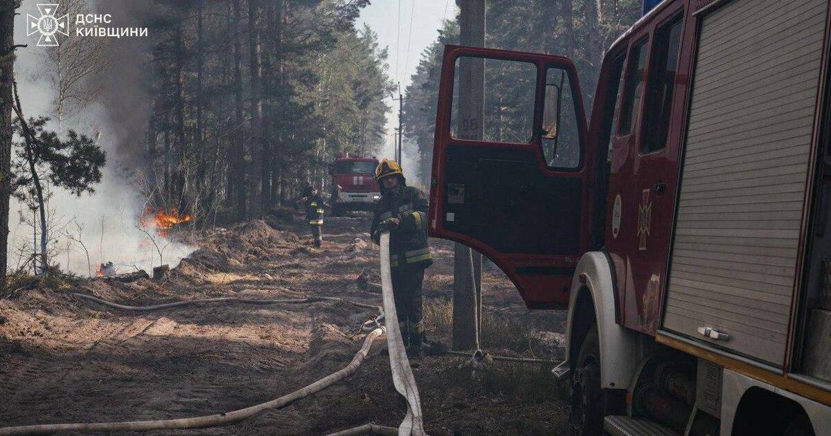 Фото до матеріалу: Чорнобильська пожежа: чи загрожує радіація населенню, пояснили в держінспекції