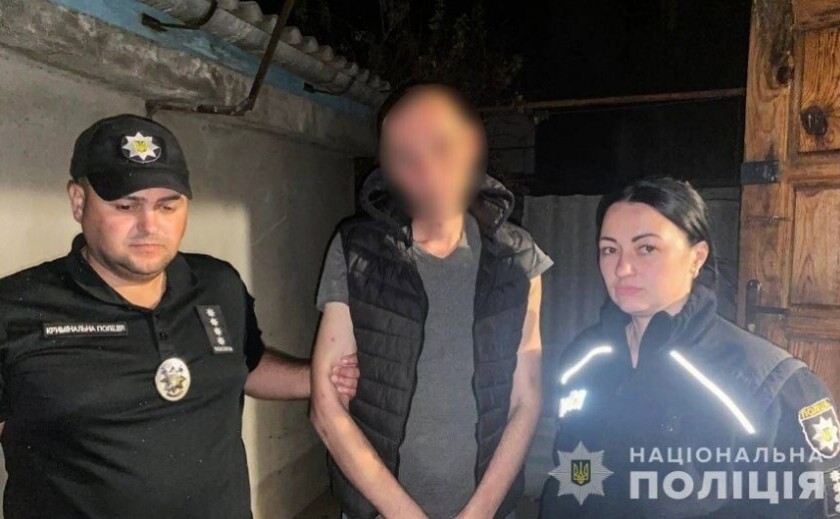 Фото до матеріалу: Запорізькі поліцейські затримали рецидивіста, який вкрився за допомогою відмички