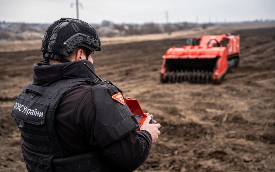 Фото до матеріалу: Скільки коштує розмінування гектара землі в Україні: названа реальна ціна