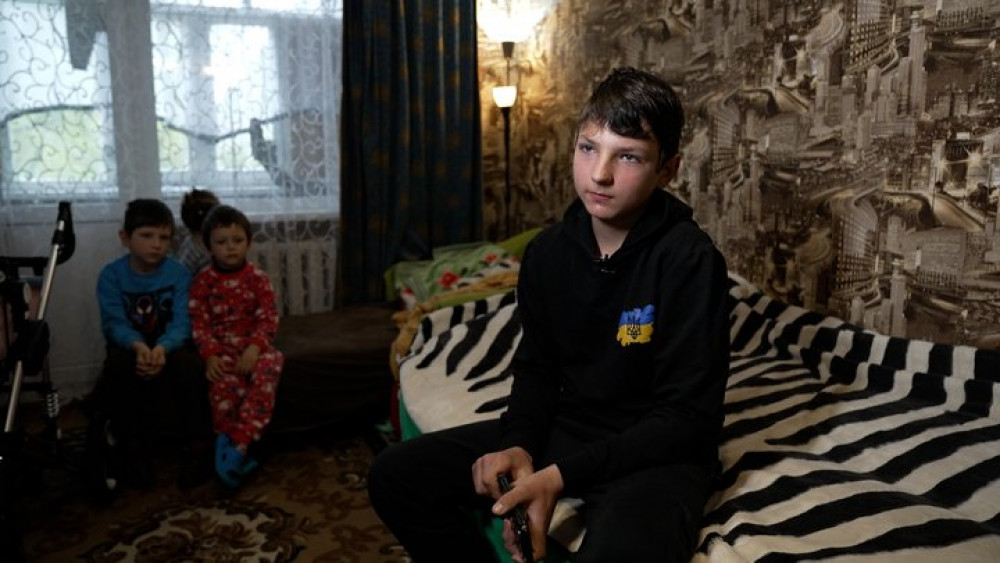 Фото до матеріалу: 12-річний хлопчик на Чернігівщині знешкодив FPV-дрон, що летів на родину