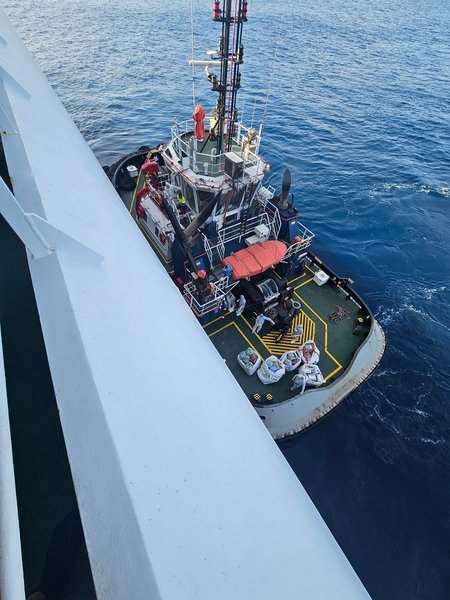 Фото до матеріалу: Іспанія не пускає лайнер MV Hondius на Канарські острови через хантавірус