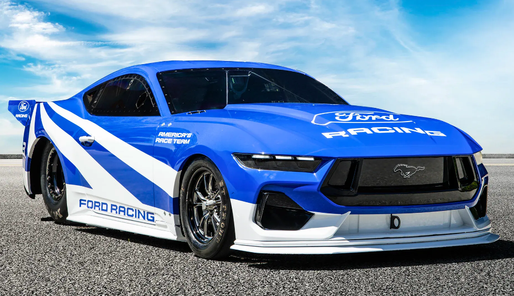Фото до матеріалу: Електричний Ford Mustang Cobra Jet 2200 встановив світовий рекорд на треку