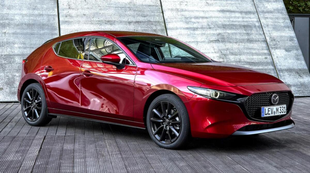 Фото до матеріалу: Mazda готує легке оновлення Mazda 3 у 2027 році – Авто