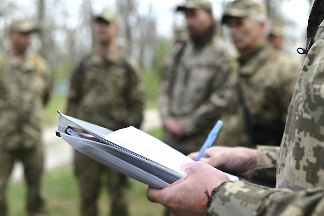 Фото до матеріалу: Скарги на порушення під час мобілізації в Україні зросли у 333 рази