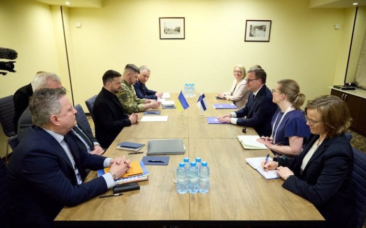 Фото до матеріалу: Орпо попросив Зеленського не допускати потрапляння українських дронів у повітряний простір Фінляндії