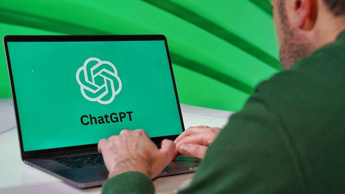 Фото до матеріалу: Дівчина розірвала стосунки з хлопцем через поради ChatGPT