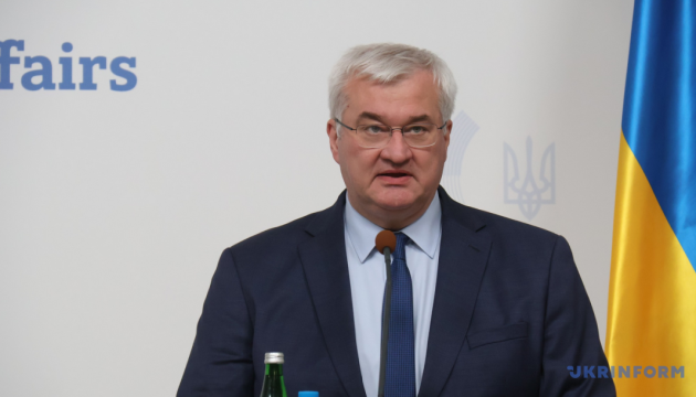 Фото до матеріалу: Сибіга у Брюсселі: переговори з ЄС, НАТО та коаліція за повернення дітей