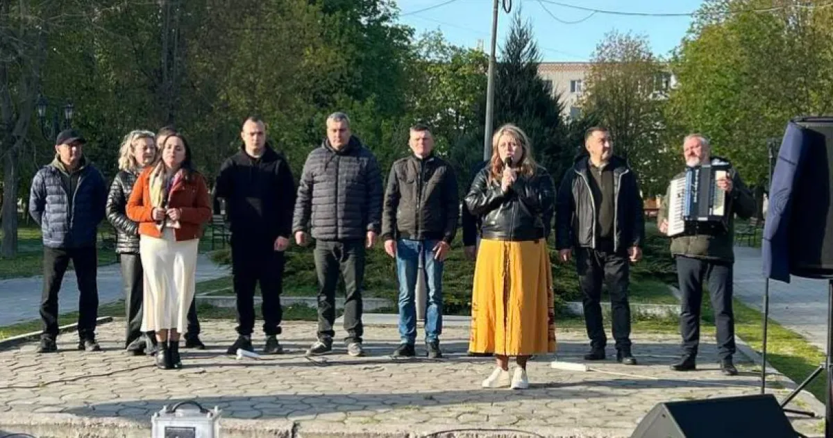 Фото до матеріалу: Благодійний концерт у Шептицькому: на підтримку захисників зібрали 15 тисяч гривень