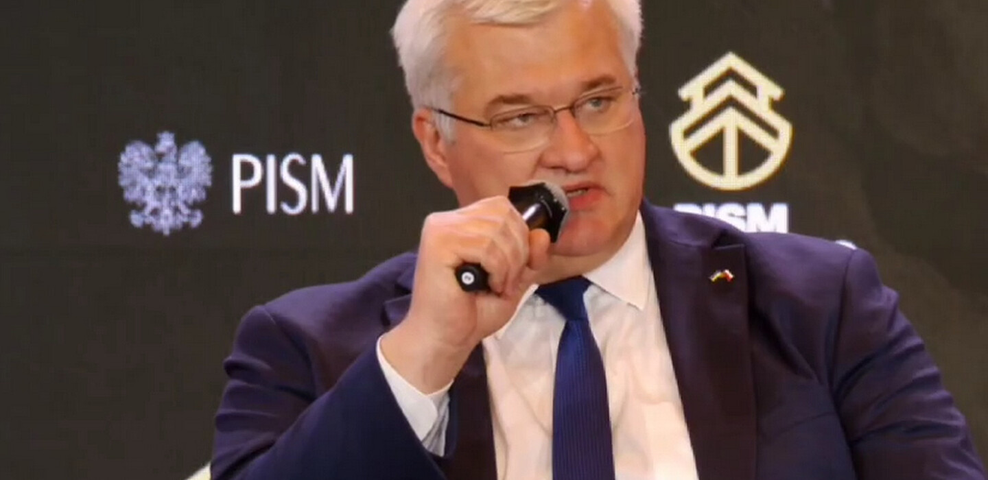 Фото до матеріалу: День війни в Україні у 2026 році коштує $450 млн: що каже Сибіга