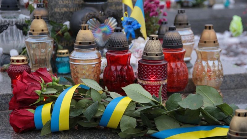 Фото до матеріалу: В останню путь повертаються львівський захисник Юрій Садовий та Олексій Деляновський