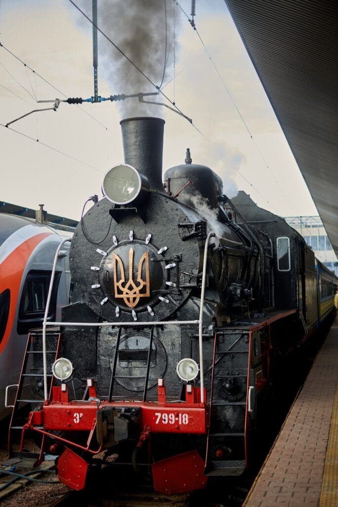 Фото до матеріалу: У Києві запустять два додаткові рейси «Різдвяного експресу»