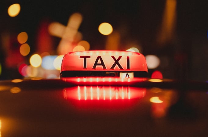 Фото до матеріалу: У Загребі запустили перше в Європі роботаксі: поїздки коштують 1,99 євро