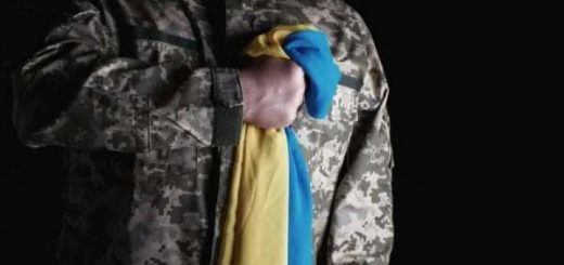 Фото до матеріалу: –Ě–į –Ę–Ķ—Ä–Ĺ–ĺ–Ņ—Ė–Ľ—Ć—Č–ł–Ĺ—Ė —ą–į—Ö—Ä–į—ó –≤–ł–ľ–į–Ĺ–ł–Ľ–ł —É —á–ĺ–Ľ–ĺ–≤—Ė–ļ–į –ľ–į–Ļ–∂–Ķ 300 —ā–ł—Ā—Ź—á –≥—Ä–ł–≤–Ķ–Ĺ—Ć, –Ņ—Ä–Ķ–ī—Ā—ā–į–≤–ł–≤—ą–ł—Ā—Ć –Ņ—Ä–į—Ü—Ė–≤–Ĺ–ł–ļ–į–ľ–ł –Ī–į–Ĺ–ļ—É