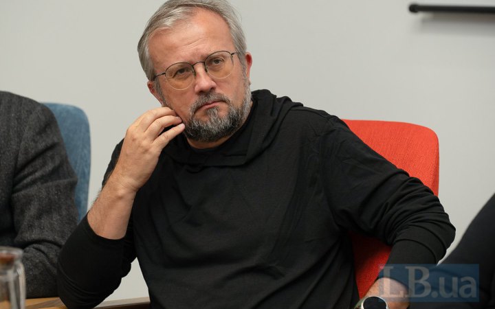 Фото до матеріалу: 80% емігрантів не повернуться: архімандрит Кирило Говорун про підготовку України до іноземних мігрантів
