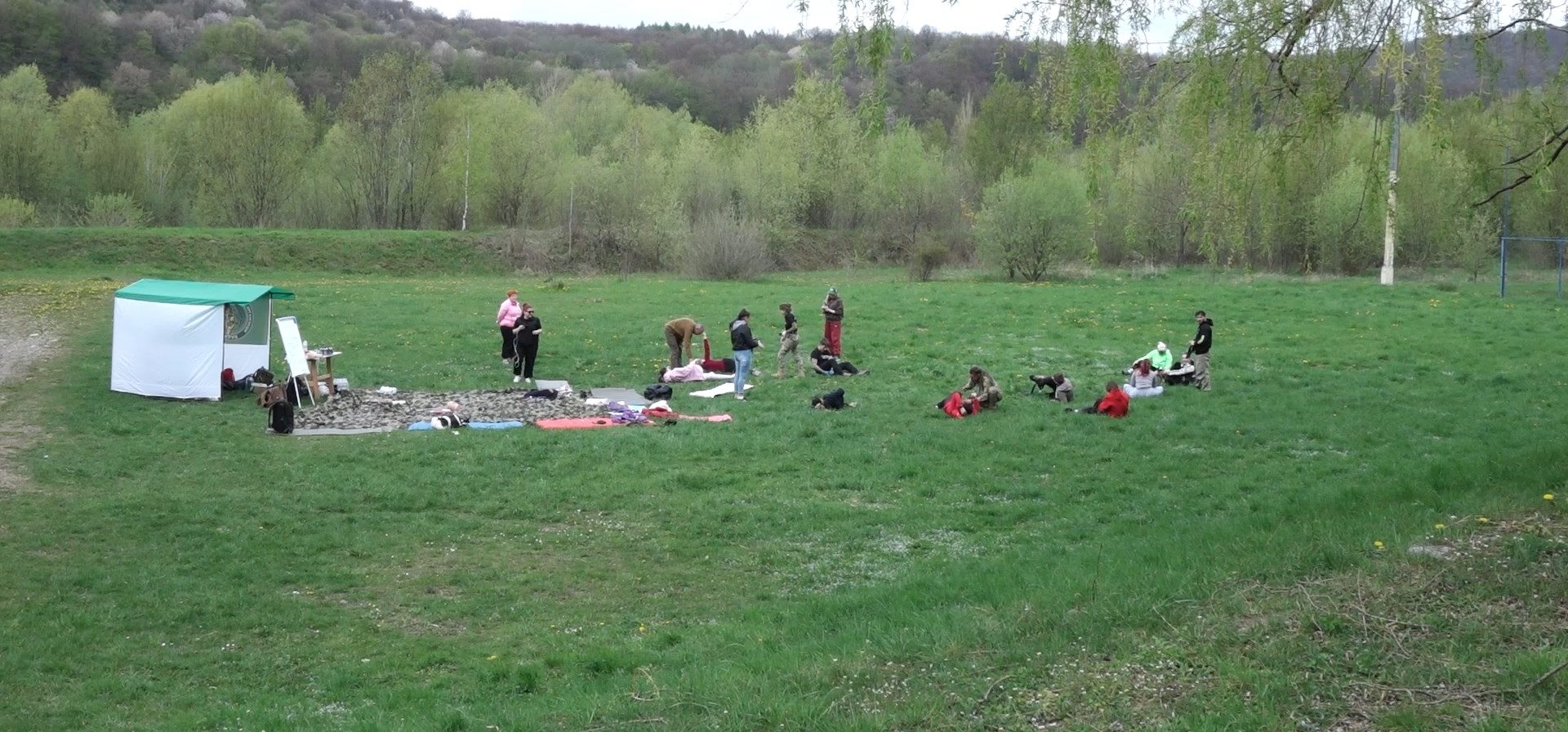 Фото до матеріалу: Мешканці Надвірної опанували життєво важливі навички першої медичної допомоги