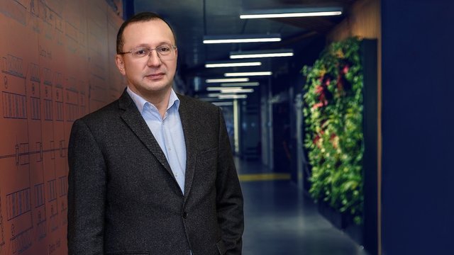 Фото до матеріалу: Цифрова розвилка України: вибір між США та ЄС визначає майбутнє суверенітету