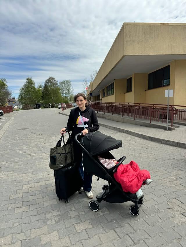 Фото до матеріалу: Блогерка Даша Євтух оголосила про виїзд з України
