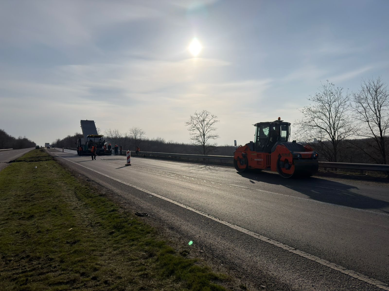 Фото до матеріалу: Ремонт дороги Н-23 в Кривому Розі: замовлено за 20 мільйонів