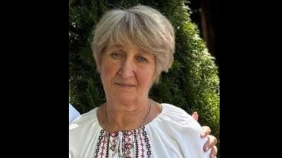 Фото до матеріалу: У Жовкві пожежа в дерев'яному будинку: рятувальники врятували житло