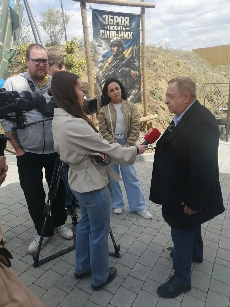 Фото до матеріалу: У Дрогобиччині відкрили новий стрілецький клуб «Лавандова гора»