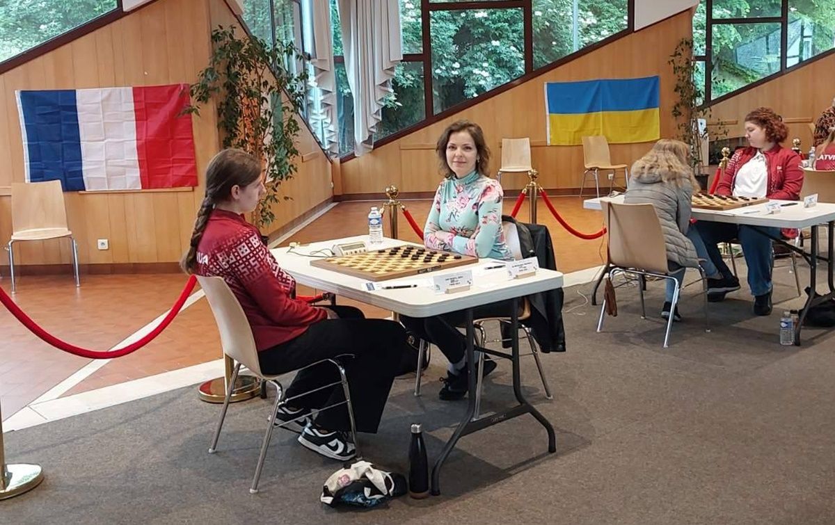 Фото до матеріалу: Збірна України здобула золото ЧС з шашок-100 у рапіді