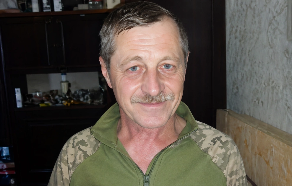 Фото до матеріалу: Кияни вимагають увічнити пам'ять двірника Олександра Перги, який врятував дитину під час теракту