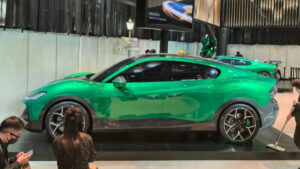 Фото до матеріалу: Ford Mustang Cobra Jet 2200 встановив світовий рекорд серед електромобілів