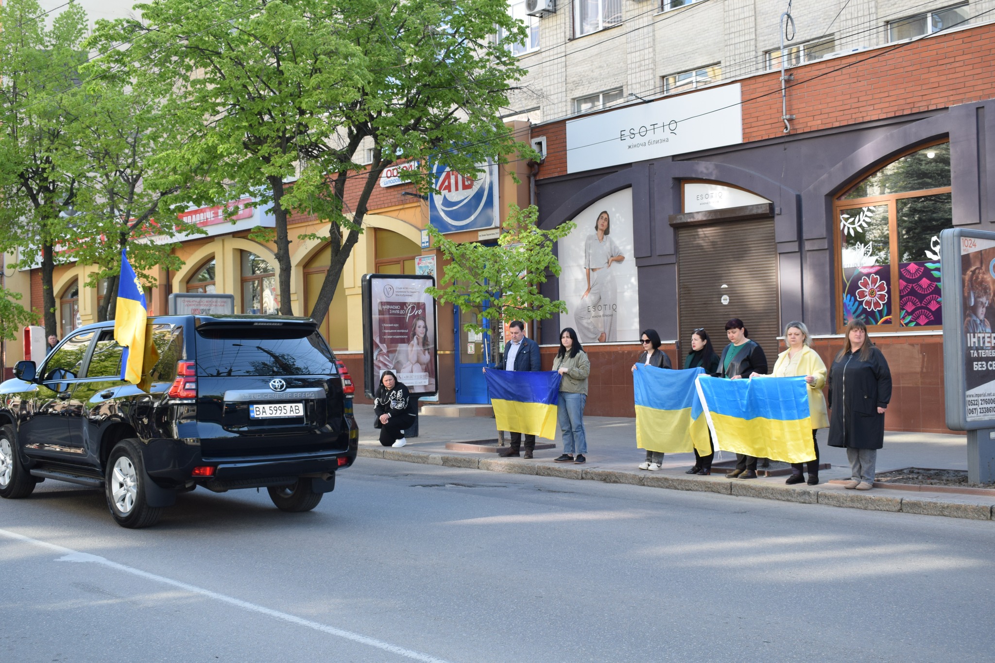 Фото до матеріалу: Кропивничани провели в останню путь чотирьох Героїв