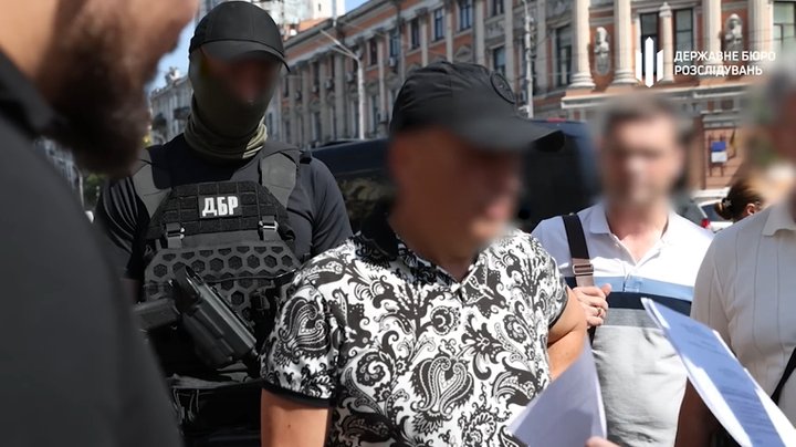 Фото до матеріалу: 368 мільйонів необґрунтованих активів: розслідування корупційних схем у керівників обласних ТЦК