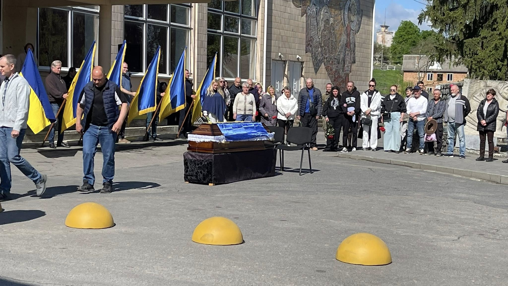 Фото до матеріалу: У Тальнові попрощалися зі стрільцем-зенітником, якого вважали зниклим безвісти