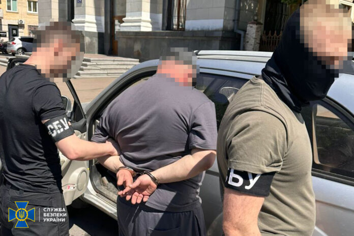 Фото до матеріалу: СБУ та поліція викрили схему переправлення військовозобов'язених за кордон на Житомирщині