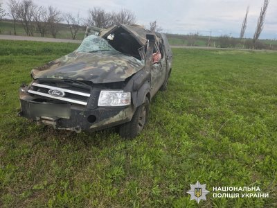 Фото до матеріалу: Трагедія на дорозі між Березнегуватим та Мурахівкою: загинув один, поранено трьох