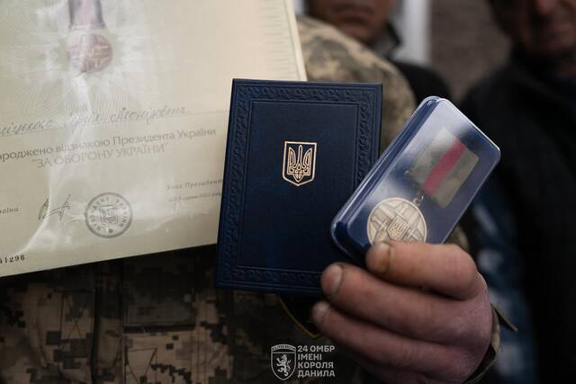 Фото до матеріалу: Сергій Криніцький: 346 днів на позиції у Часовому Яру та звання Героя України
