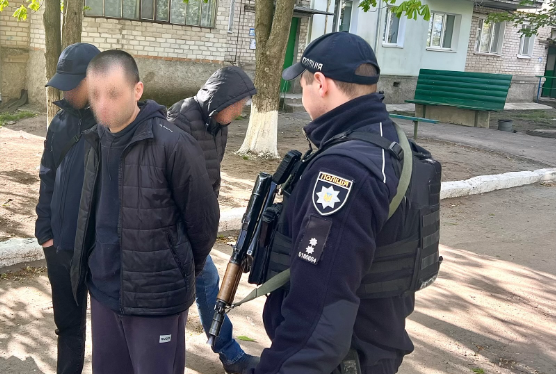 Фото до матеріалу: У Первомайську поліція викрила наркоторгівця з півкілограма психотропів