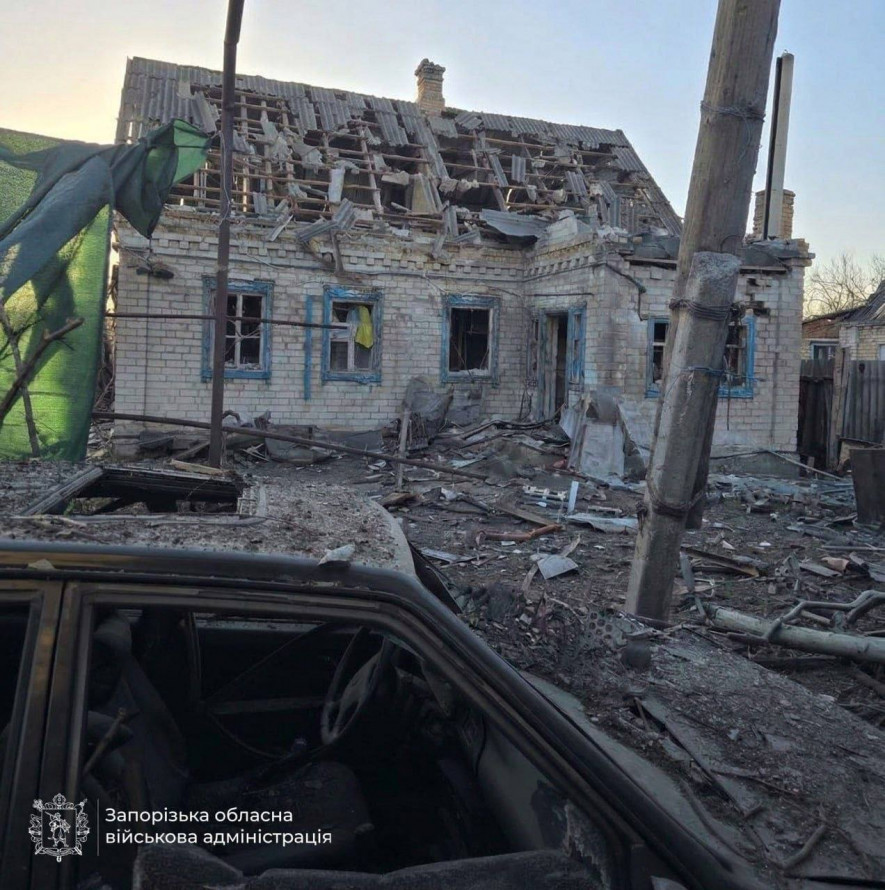 Фото до матеріалу: У Запорізькій області загинув цивільний, поранені поліцейські: підсумки масованої атаки ворога