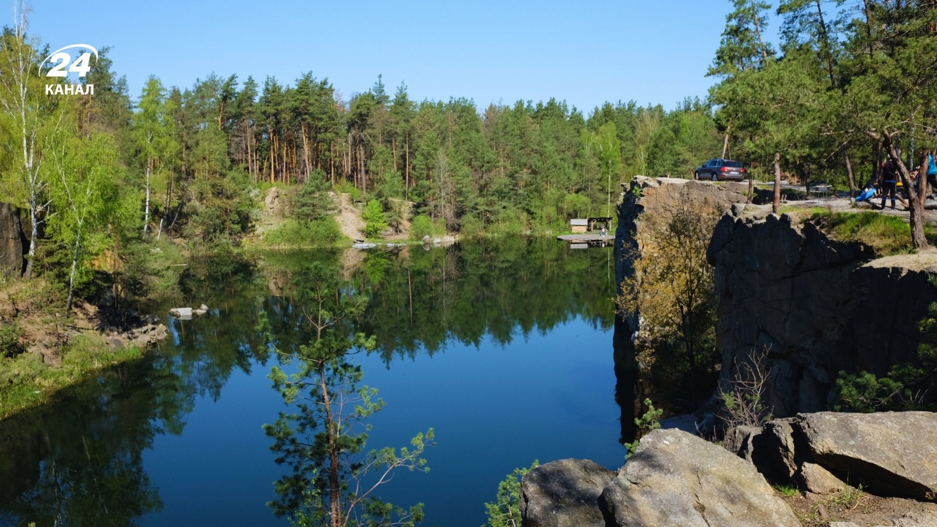 Фото до матеріалу: Коростишівський гранітний каньйон: де на Житомирщині знайти бірюзову воду та скелі