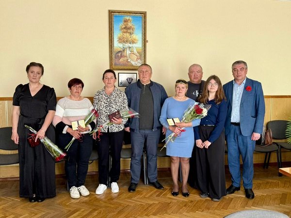 Фото до матеріалу: У Христинівській громаді чотири жінки отримали звання Мати-героїня