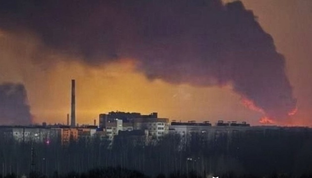Фото до матеріалу: Сили оборони України уразили НПЗ «Ярославський» та ГПЗ «Астраханський»
