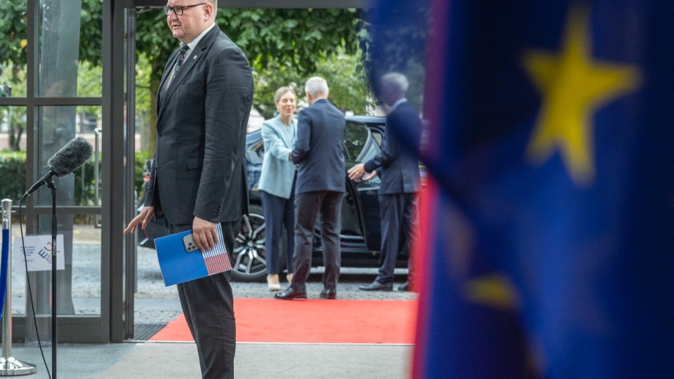 Фото до матеріалу: Україна планує відкрити всі переговори з ЄС до липня та підписати угоду про вступ у 2027 році