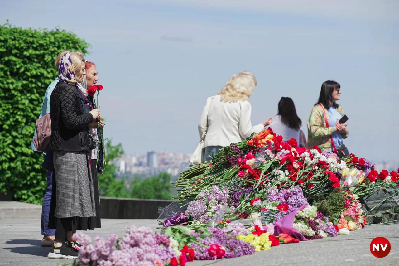 Фото до матеріалу: Солдати КНДР вперше пройшли парадом у Москві: що це означає для України