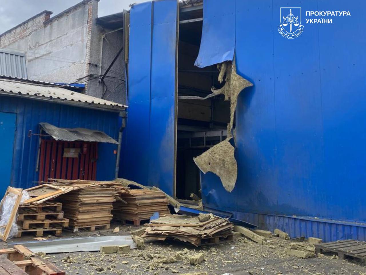 Фото до матеріалу: Атака дрона на харчовий завод у Богодухові: постраждали чотири працівники