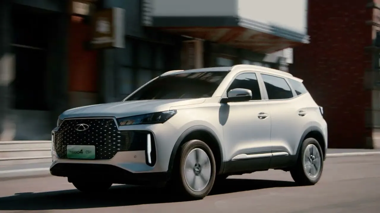Фото до матеріалу: Chery Tiggo 4 та Tiggo 4 Hybrid: нові кросовери з різним характером для українських доріг