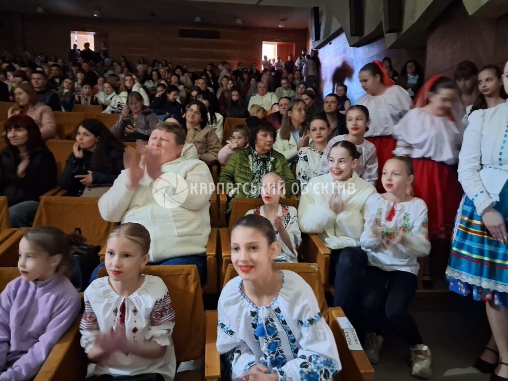 Фото до матеріалу: В Перечині відзначили Міжнародний день танцю масштабним концертом