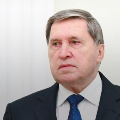 Фото до матеріалу: США знерухомили два іранські танкери в затоці Омана