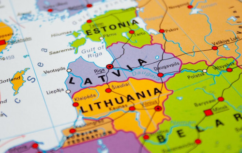 Фото до матеріалу: Латвія та Естонія отримали попередження про загрозу дронів на тлі атаки РФ на Україну
