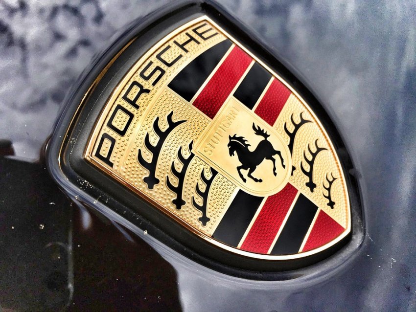 Фото до матеріалу: Повнорозмірний Porsche 911 Turbo зібрали з конструктора Lego