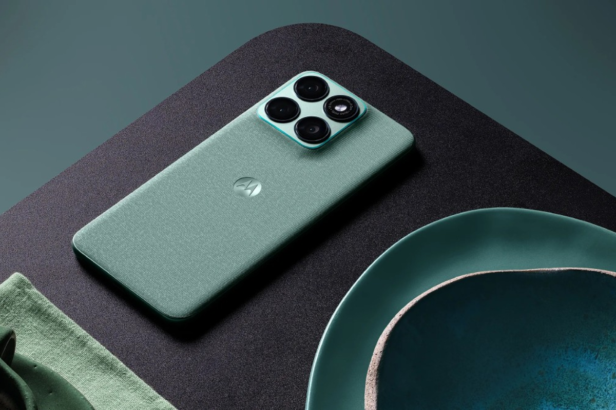 Фото до матеріалу: Motorola тестує Android 17, але користувачі все ще чекають на стабільне оновлення до Android 16