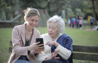 Фото до матеріалу: Українські бізнеси масово наймають працівників старше 60 років через кадровий дефіцит