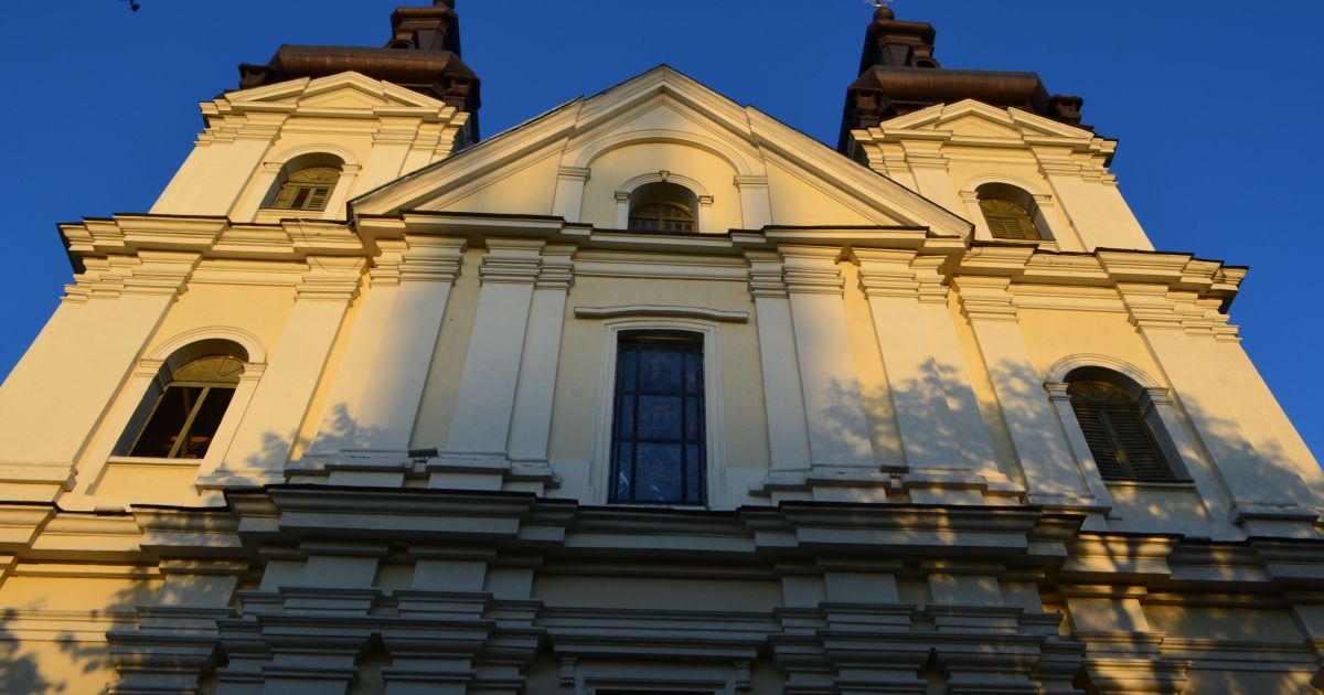 Фото до матеріалу: У Львові розпочали реставрацію унікального стінопису XVIII століття у храмі святого Архистратига Михаїла