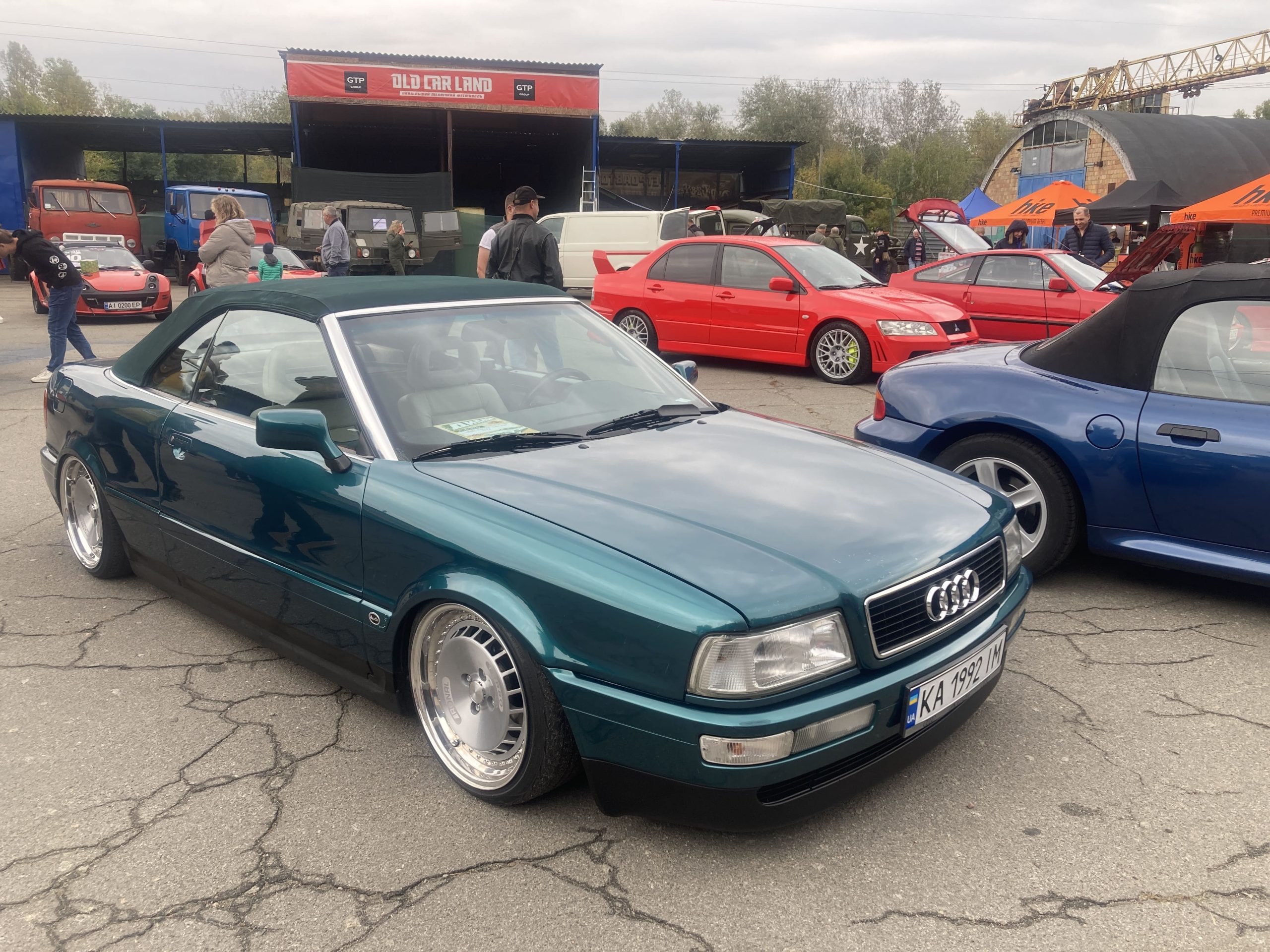 Фото до матеріалу: Фестиваль OldCarLand у Києві: 140-річчя першого авто, класика та прем'єри